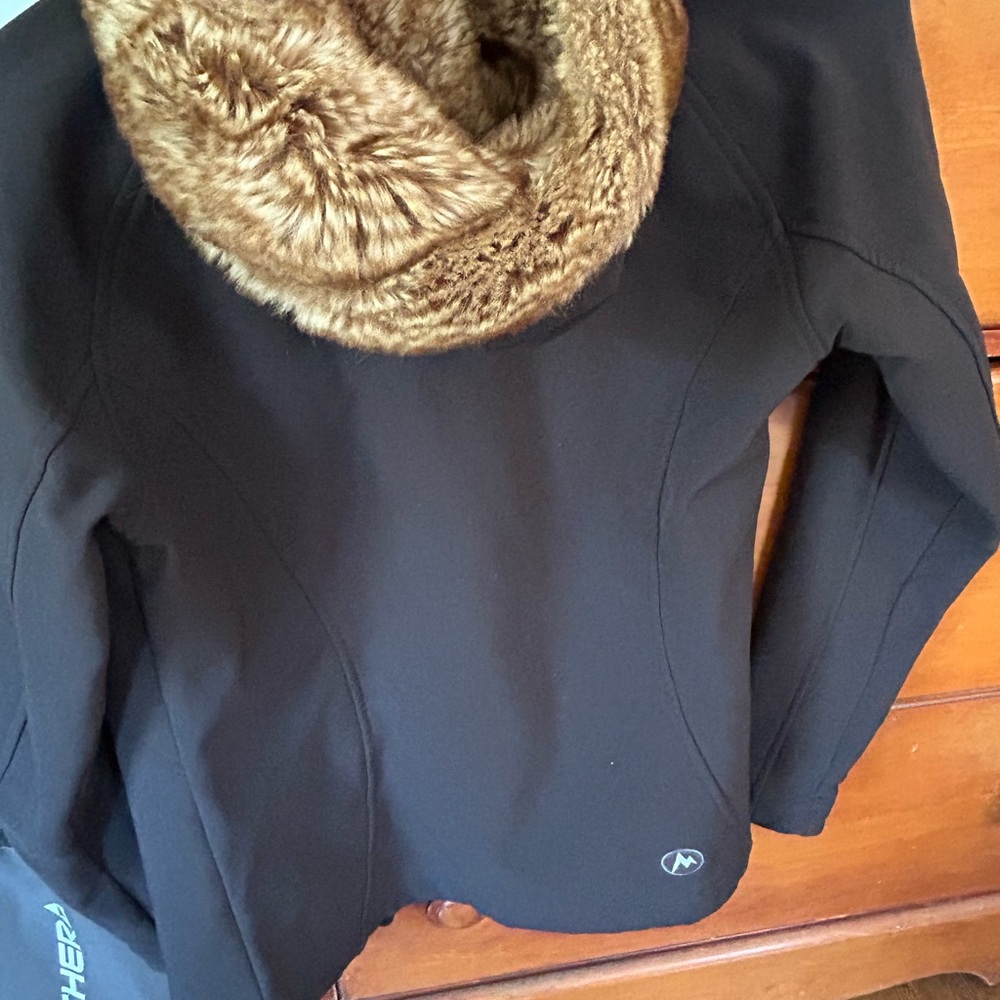 Marmot Furlong Faux Fur Hooded Jacket - Picture 5 of 6